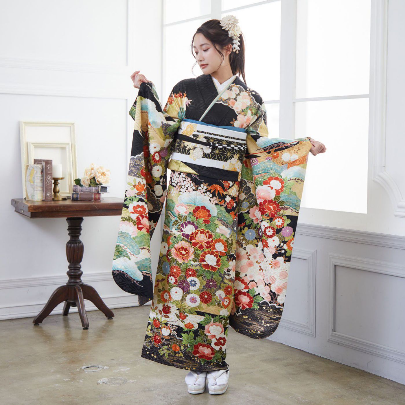 吉澤友禅　黒地　大光　振袖　フルセット 吉澤の友禅 黒 吉澤の本格型友禅 牡丹に花々（【振袖・袋帯・長襦袢の