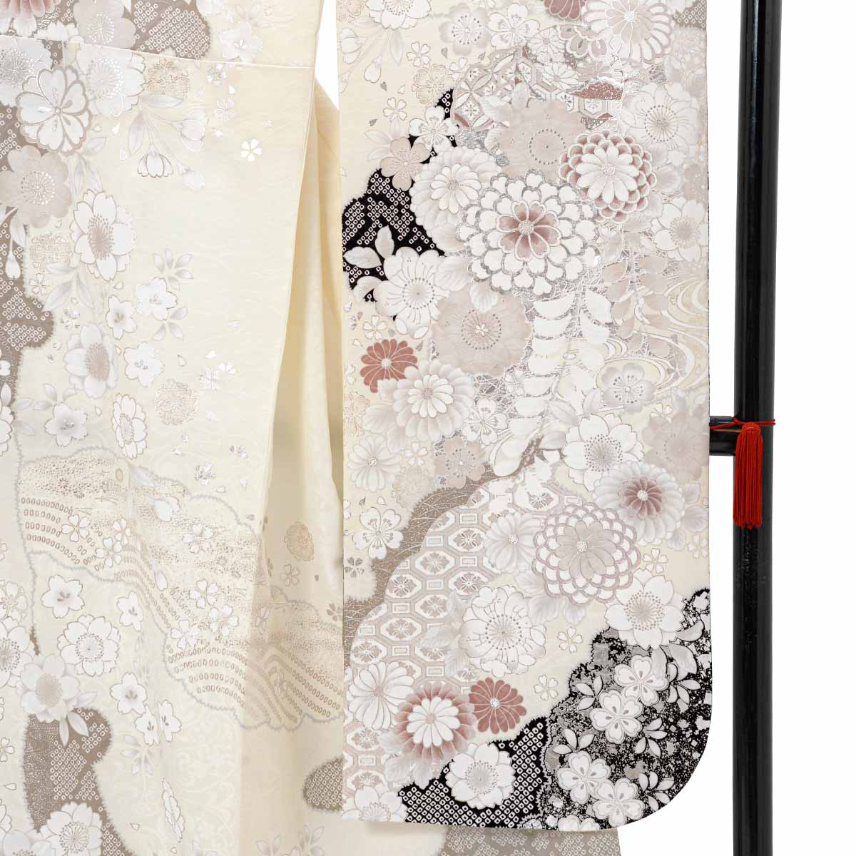 オフホワイト 檜扇に牡丹（【振袖・袋帯・長襦袢のセット商品】）