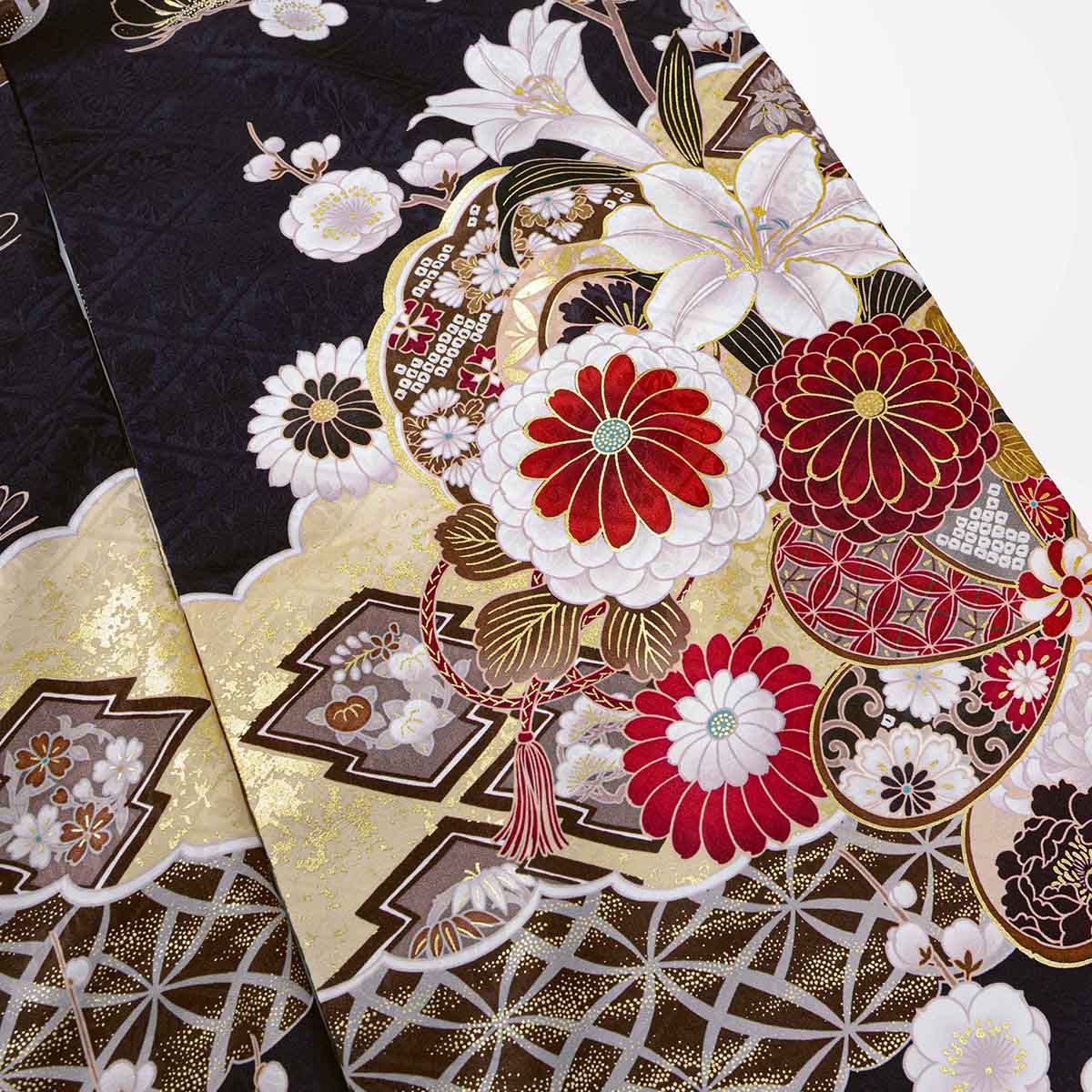 濃紺　百合に椿　ねじれ梅（【振袖・袋帯・長襦袢のセット商品】）