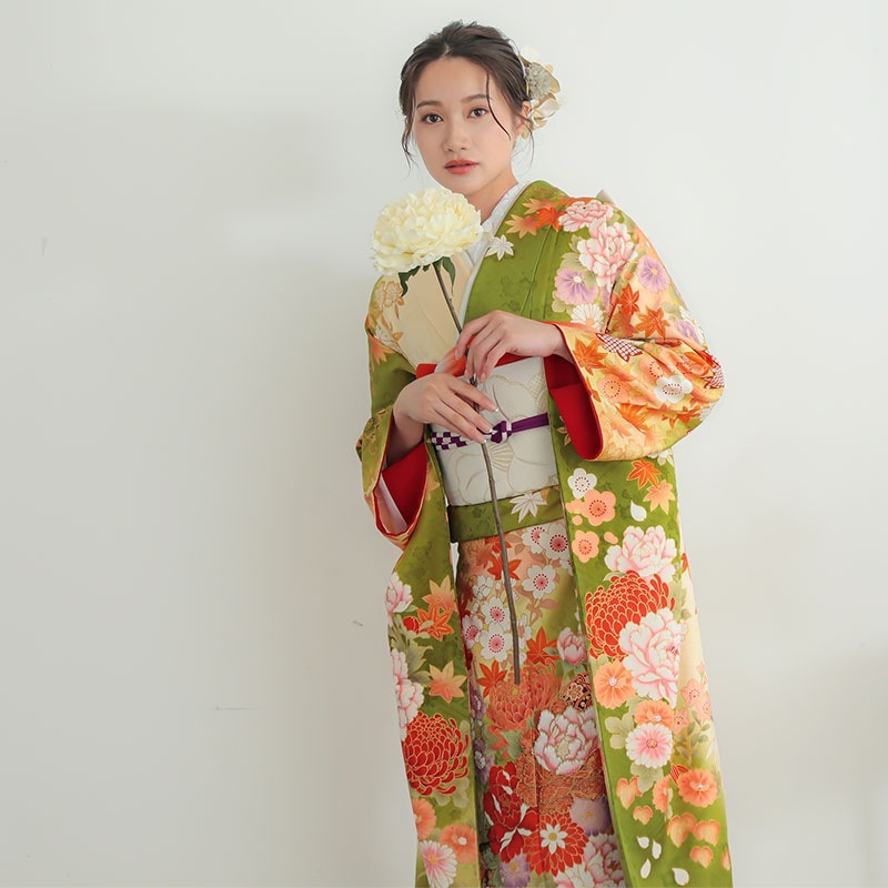 成人式振袖レンタル 黄緑　牡丹に鼓(絹)