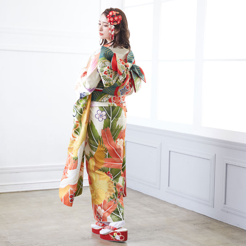 成人式振袖レンタル クリーム色　松鶴に梅