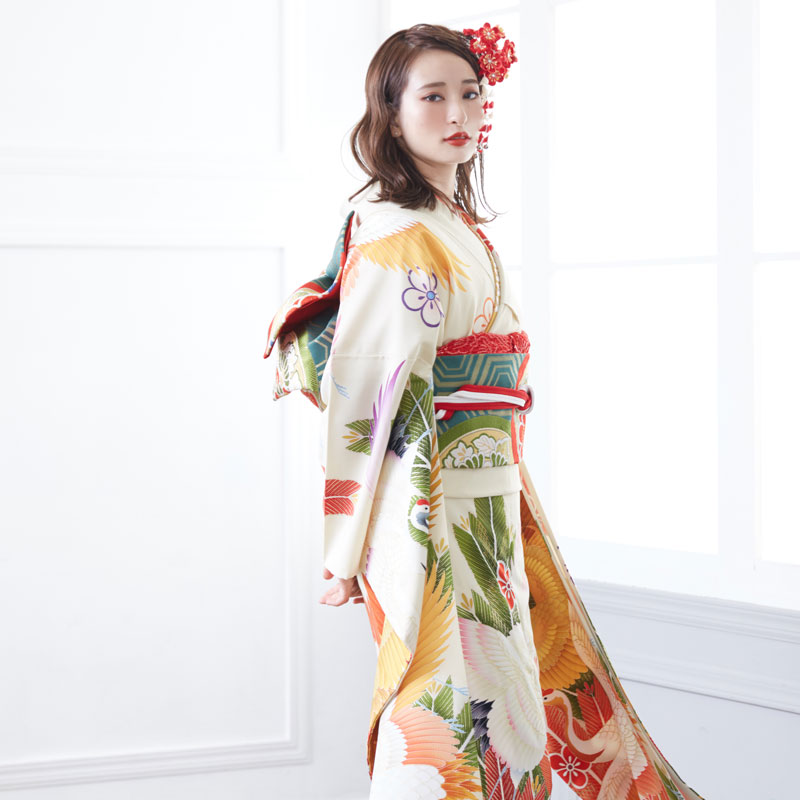 成人式振袖レンタル クリーム色　松鶴に梅