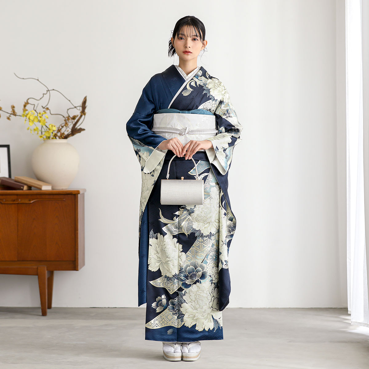 紺　牡丹に熨斗（【振袖・袋帯・長襦袢のセット商品】）