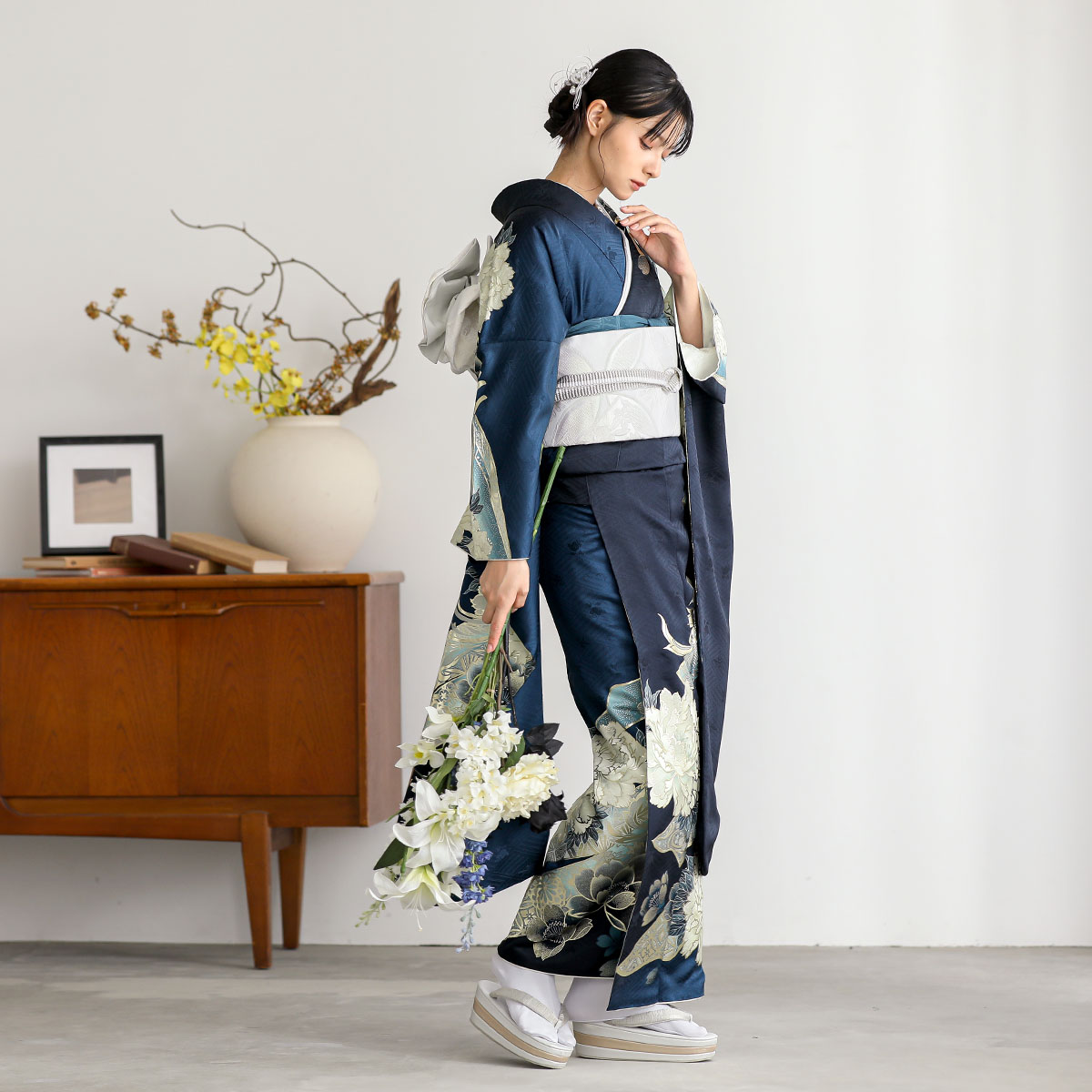 紺　牡丹に熨斗（【振袖・袋帯・長襦袢のセット商品】）