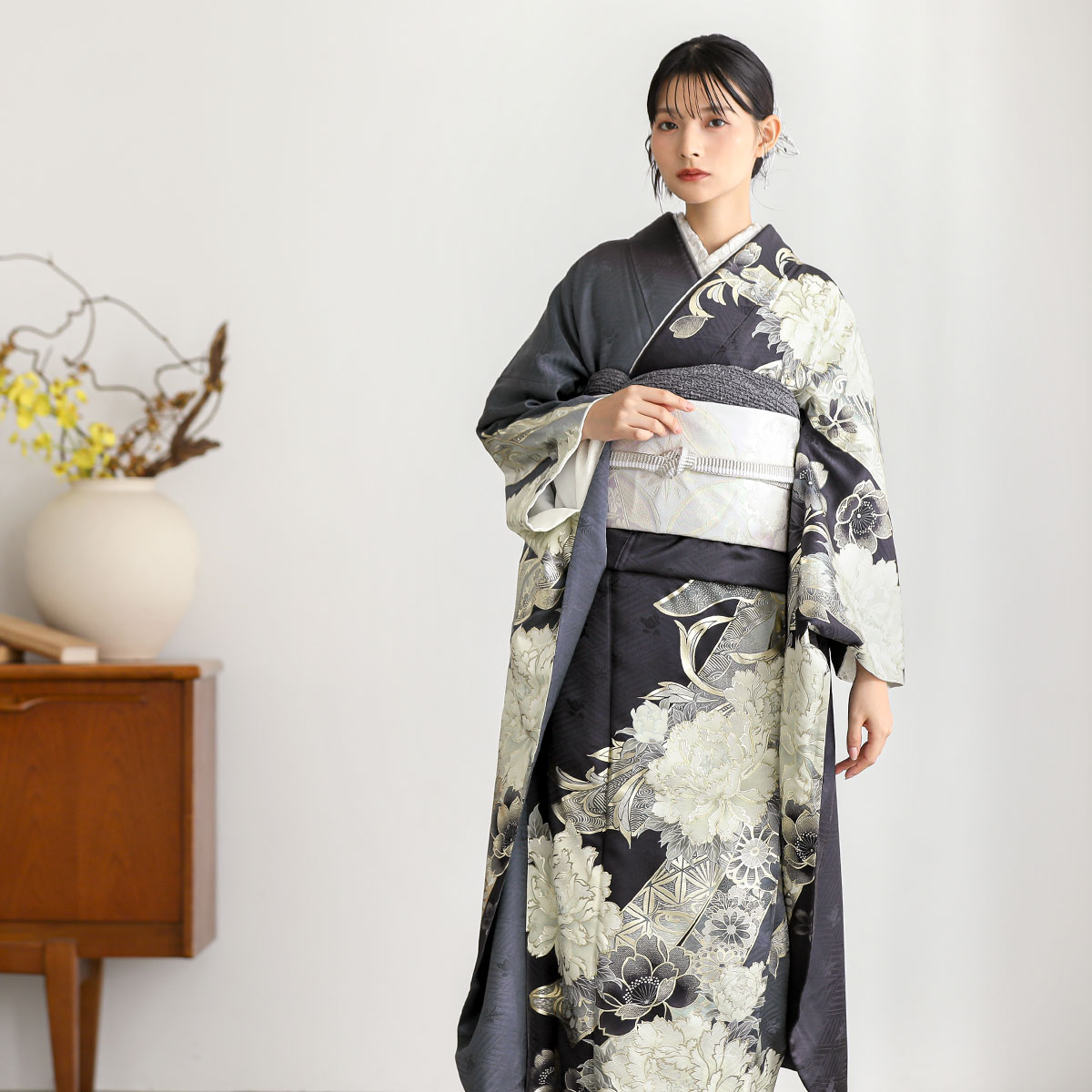 グレー　牡丹に熨斗（【振袖・袋帯・長襦袢のセット商品】）