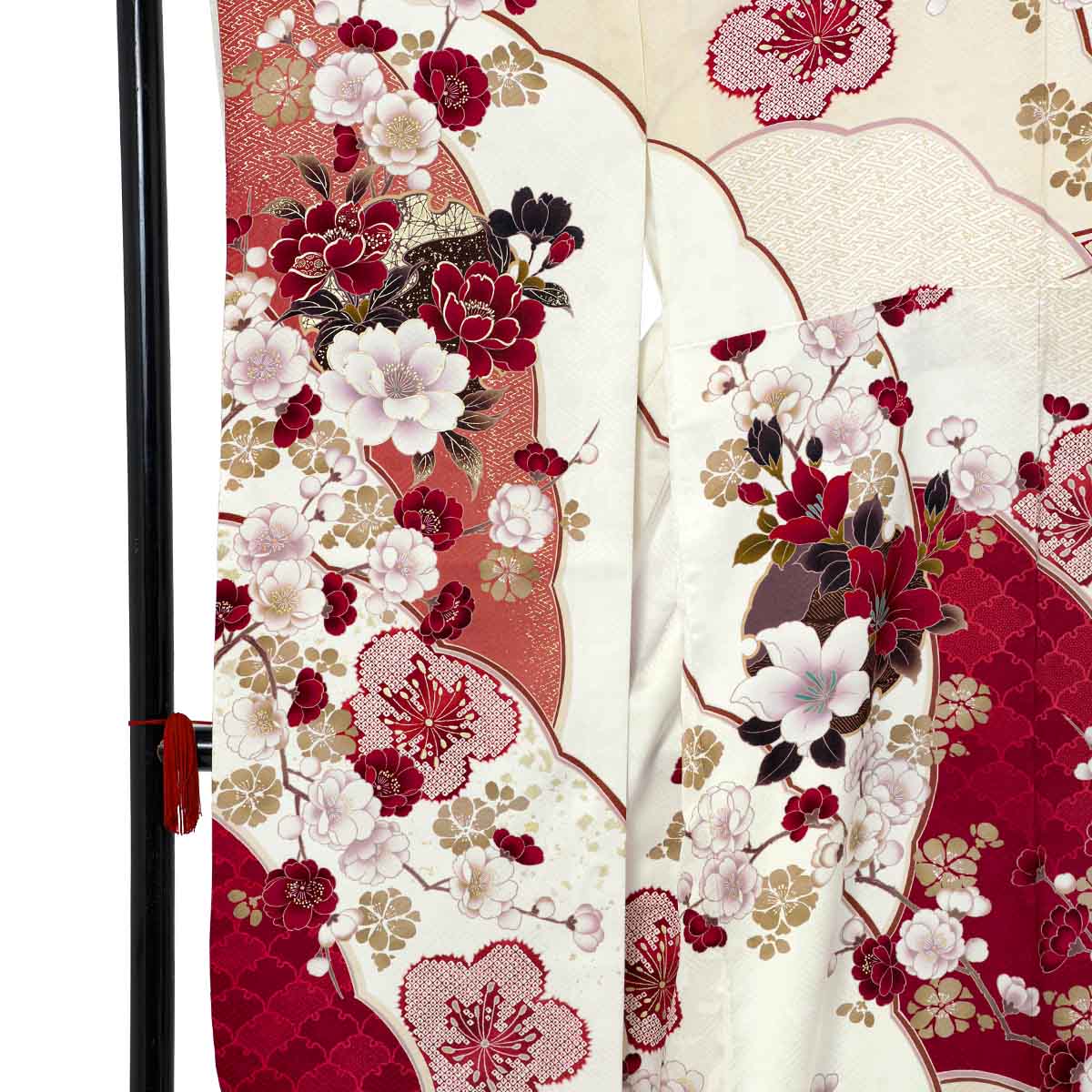 SACRA 白　牡丹に桜　雪輪（【振袖・袋帯・長襦袢のセット商品です】）