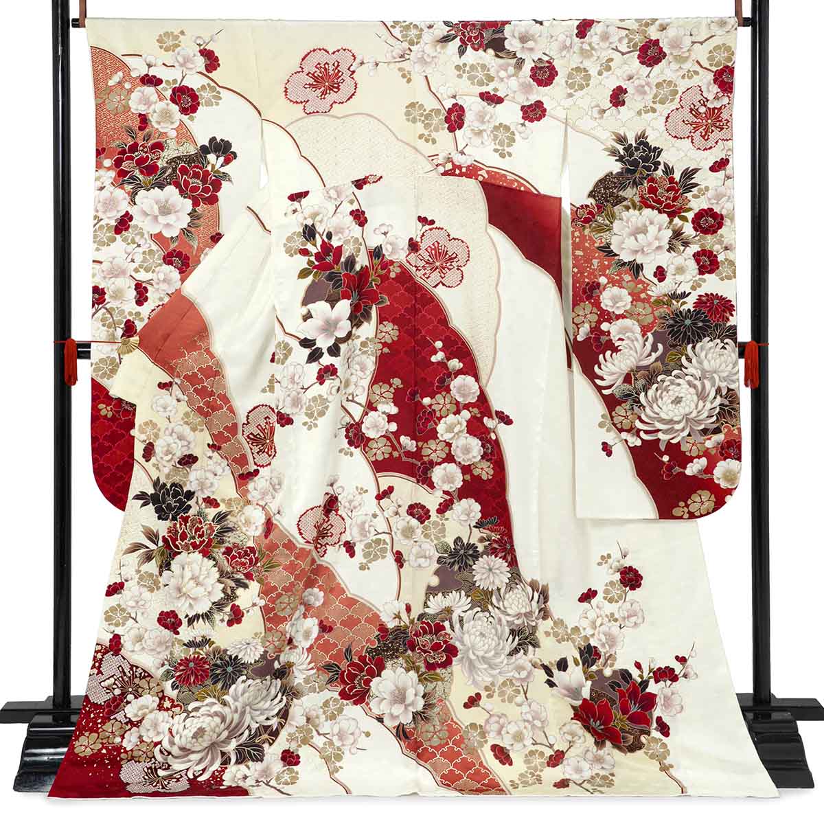 SACRA 白　牡丹に桜　雪輪（【振袖・袋帯・長襦袢のセット商品です】）