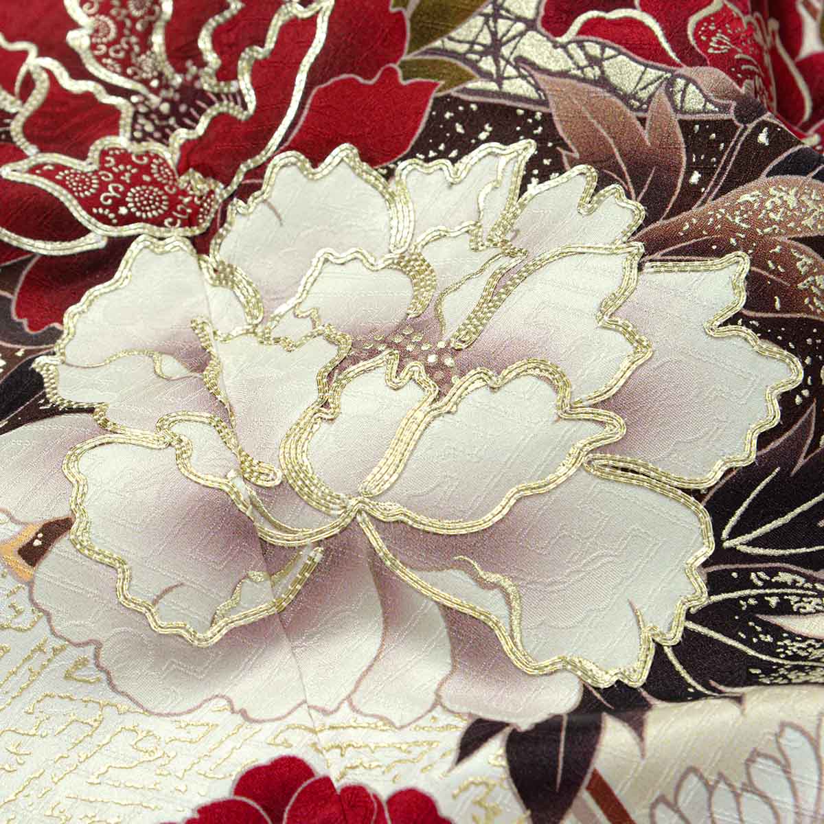 SACRA 白　牡丹に桜　雪輪（【振袖・袋帯・長襦袢のセット商品です】）