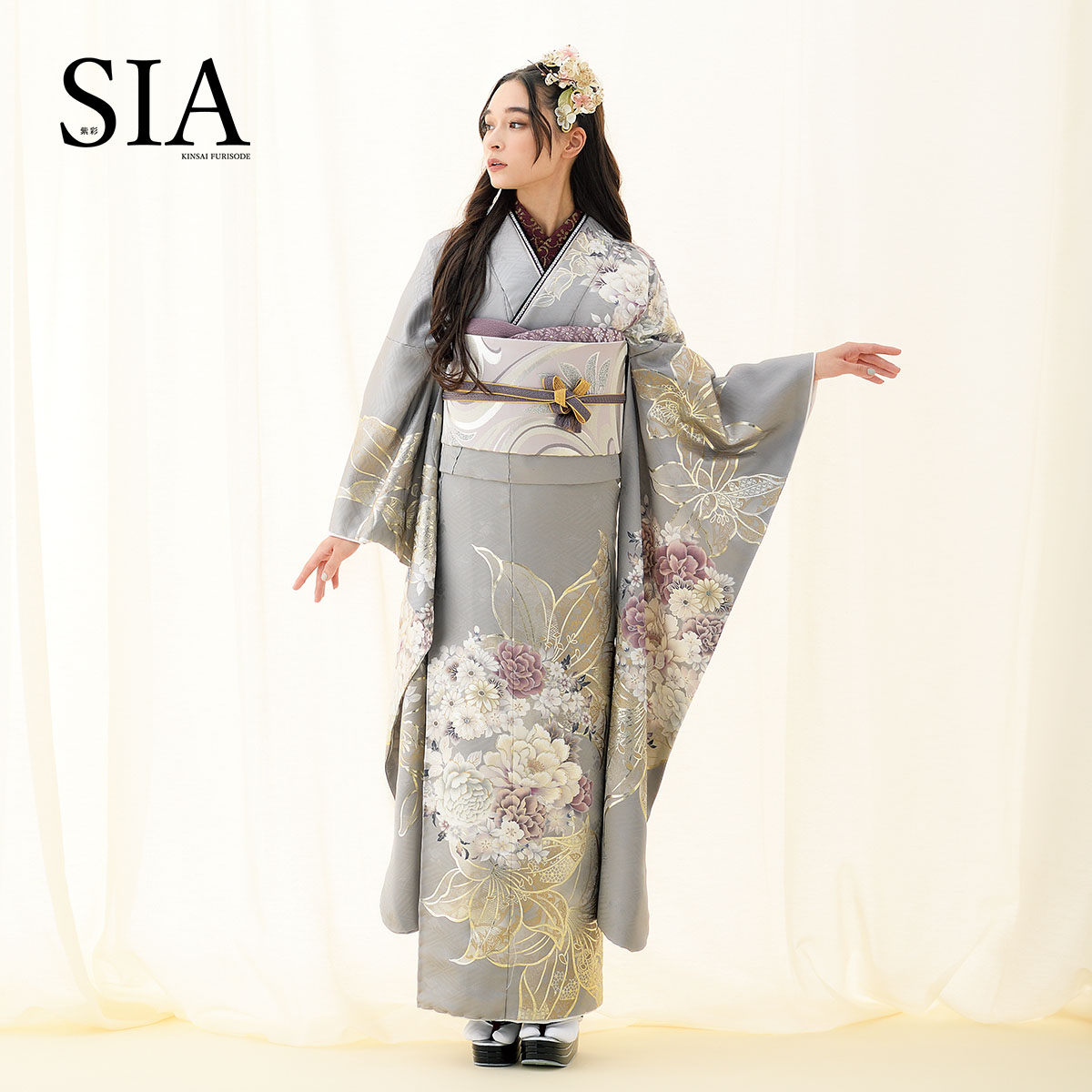 SIA グレー　百合に花丸文（【振袖・袋帯・長襦袢のセット商品です】）