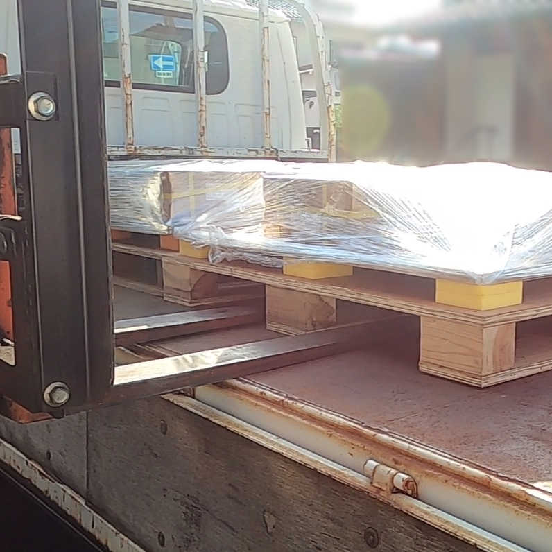 NBK防振パレット®（木製）