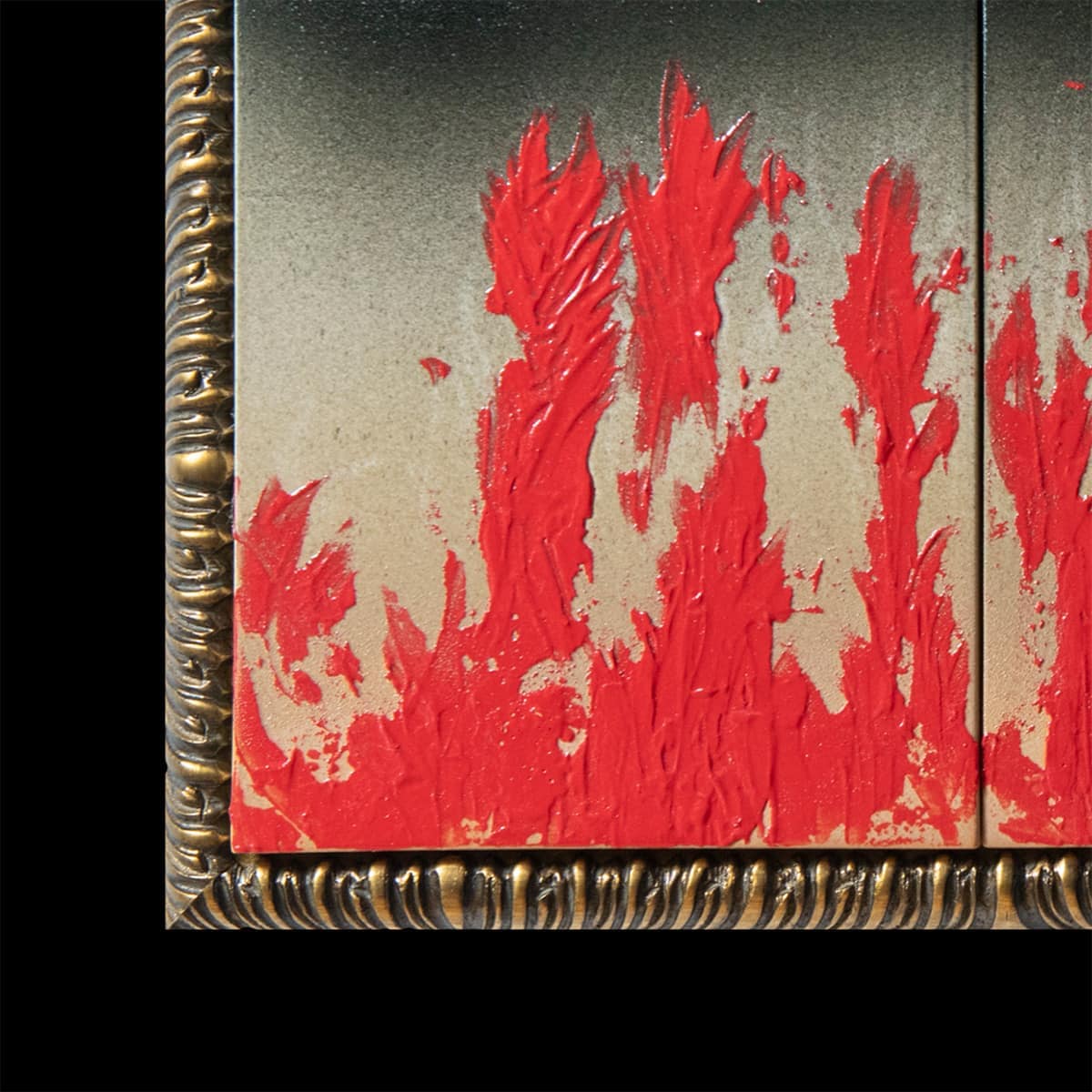 額装サービスについて
作品の魅力を引き立てる専用額に入れて