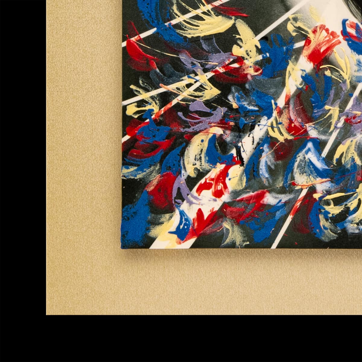 パネル・額装について
本作品には、作品を固定するパネルが付