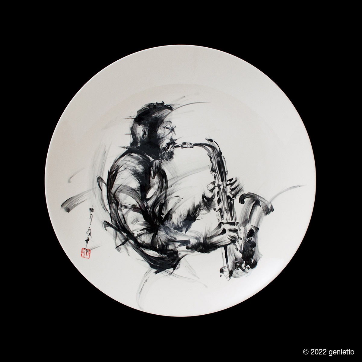 大陶墨皿「奏者」 | 墨絵・陶墨画アーティスト 西元祐貴 Yu-ki Nishimoto