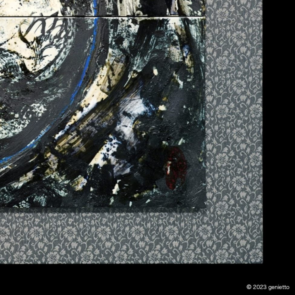 パネル・額装について
本作品には、作品を固定するパネルが付