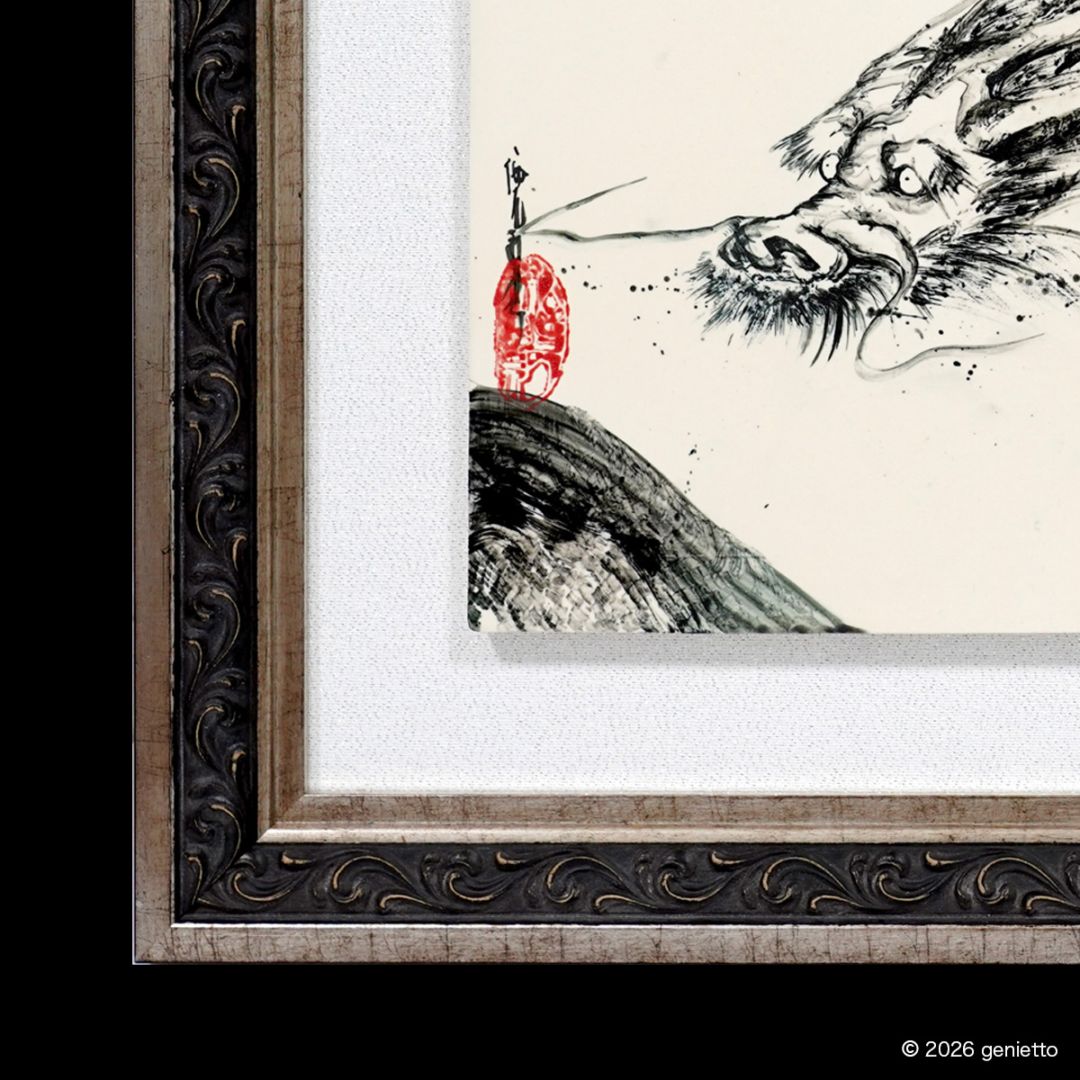 額装サービスについて
作品の魅力を引き立てる専用額に入れて