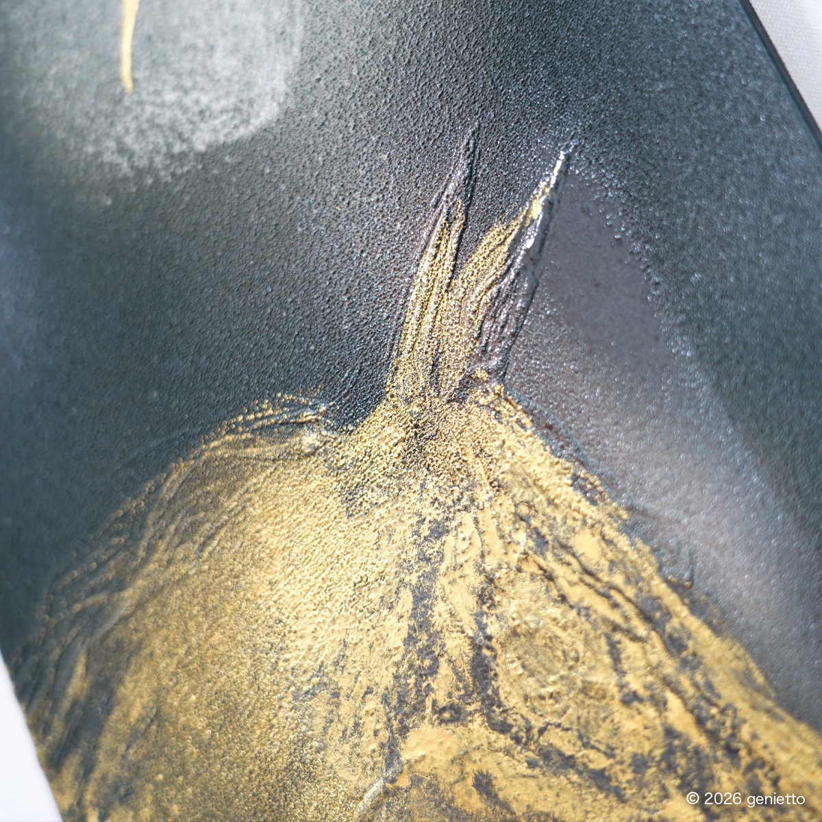 【新作】直筆陶墨画「金影静駿」