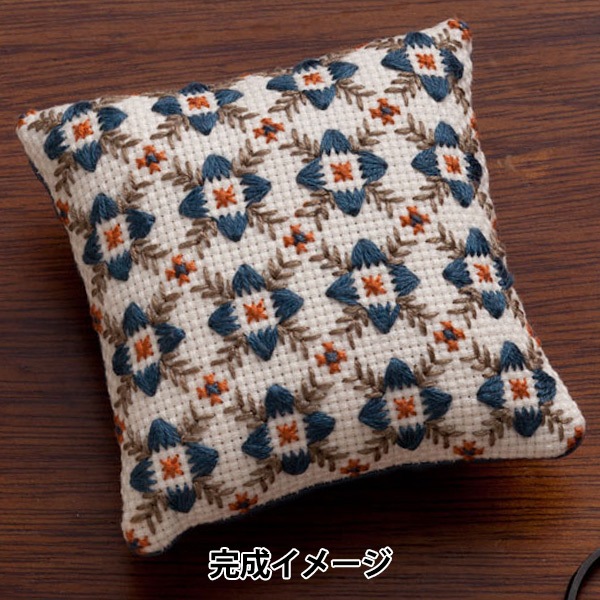 刺しゅうキット 『地刺し® 四角いピンクッション 植物の連続模様