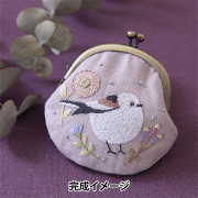 刺しゅうキット 『Chicchiさんの動物刺繍キット 眩い月の森と