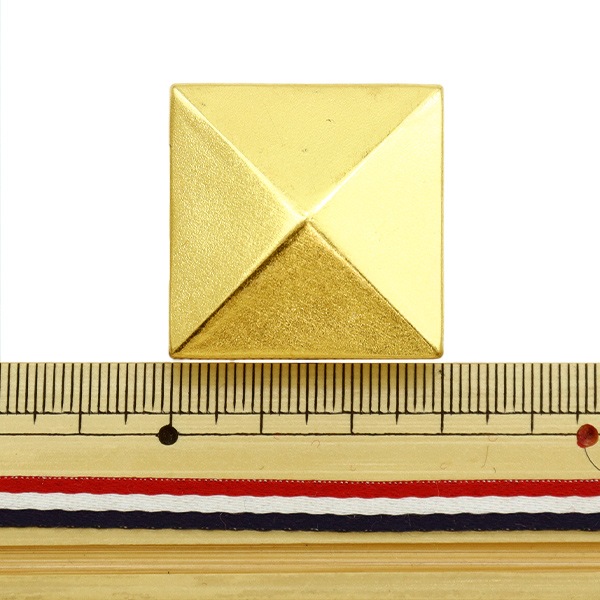 手芸金具 『スタッズ ピラミッド 30mm ゴールド PY-30-G』 服飾,パーツ