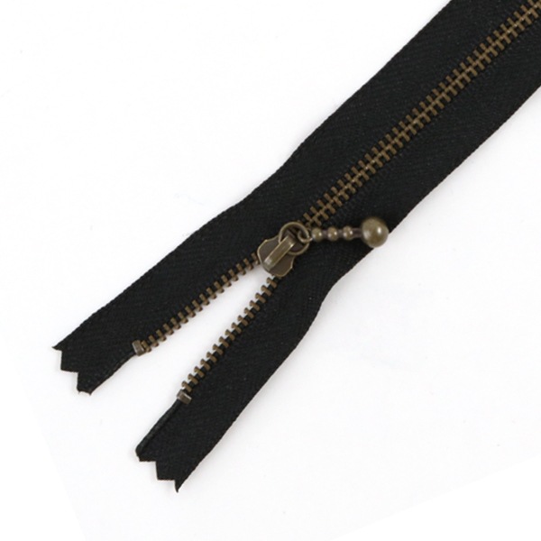 �ե����ʡ� �ض��ե��֥��ե����ʡ�20cm 580�ֿ��� YKK �磻��������