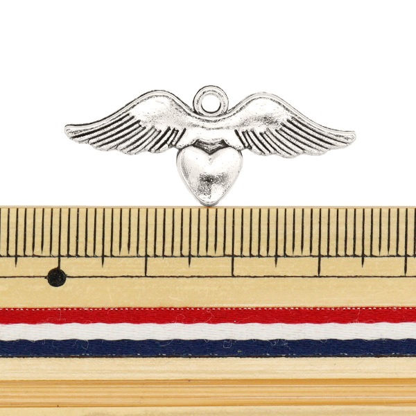 アクセサリー素材 『チャーム フェザー6 シルバー 6個入り M12390