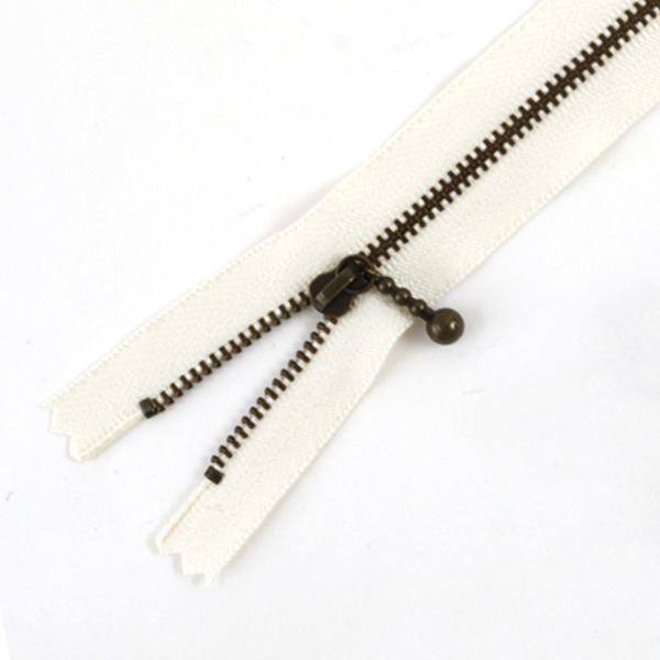 �ե����ʡ� �ض��ե��֥��ե����ʡ�20cm 841�ֿ��� YKK �磻��������