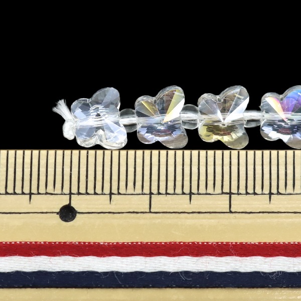 ブライダル　大ぶりシフォンフラワー×クリスタルガラスビーズ ビーズ 『アスフォークリスタル701 サテン 30mm』 ビーズ,パックビーズ