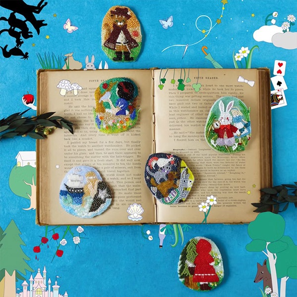 ホーントウッドの大主　日本語　4枚セット　美品 ビーズキット 『beads de OHANASHI 人魚姫 DW-4』 TOHO BEADS トーホー