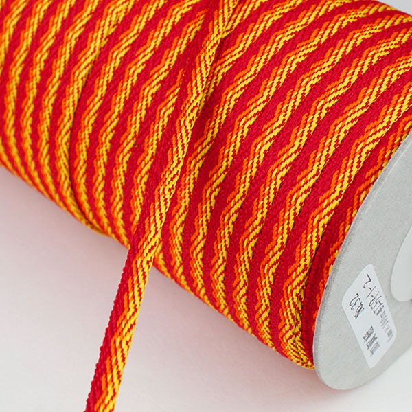 赤いひも 213-01-005-20_1.jpg