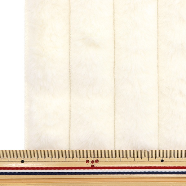 Rady ストライプファーブルゾン ホワイト 新品 生地 『ストライプファー カットクロス ミルクホワイト 約70cm