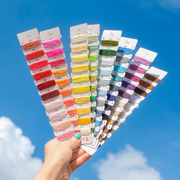 タフティング用品 『アクリル毛糸MB210カラーサンプル BW001』 KEKE