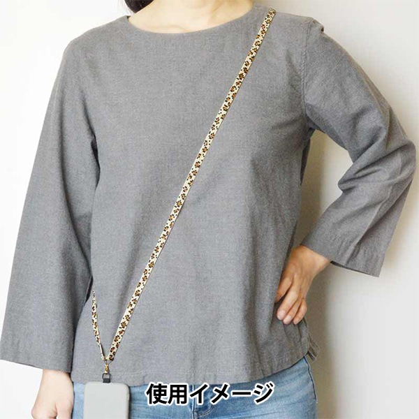 ホワイトグレー　デリカビーズビーズ織ベルト ビーズキット 『デリカビーズ織りで作るスマホショルダーストラップ