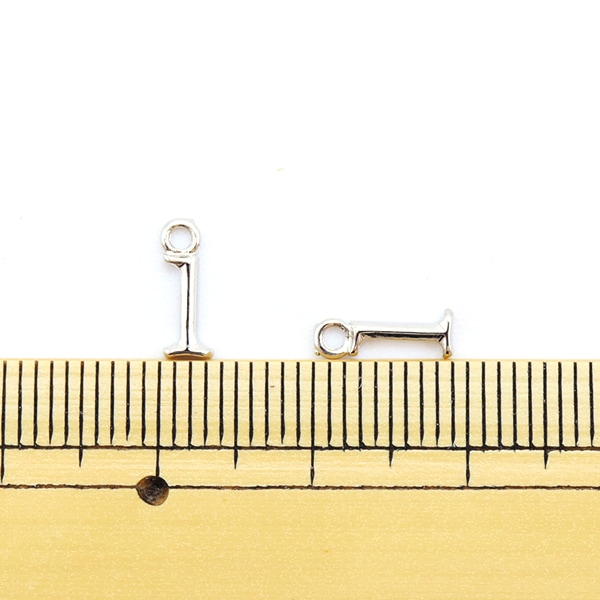 2-1860 アクセサリーパーツ まとめ売り 手芸金具 『数字パーツ 1 シルバー 2個入り 271/0204』 ビーズ