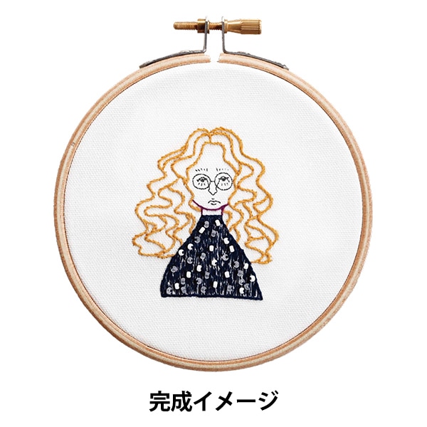 戸塚刺繡　女の子の額 刺しゅうキット 『地刺しの連続模様3 戸塚刺しゅう 花模様のミニ額 114