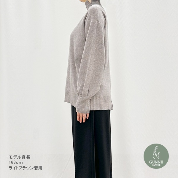 トップス 『ボリューム袖ハイネックニットセーター ホワイト SA00324