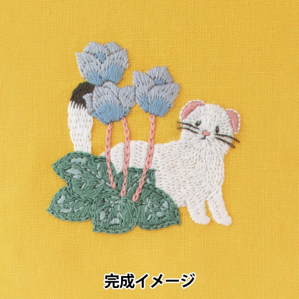 刺しゅうキット 『Chicchi 動物と季節の植物が彩る12ヶ月刺繍キット
