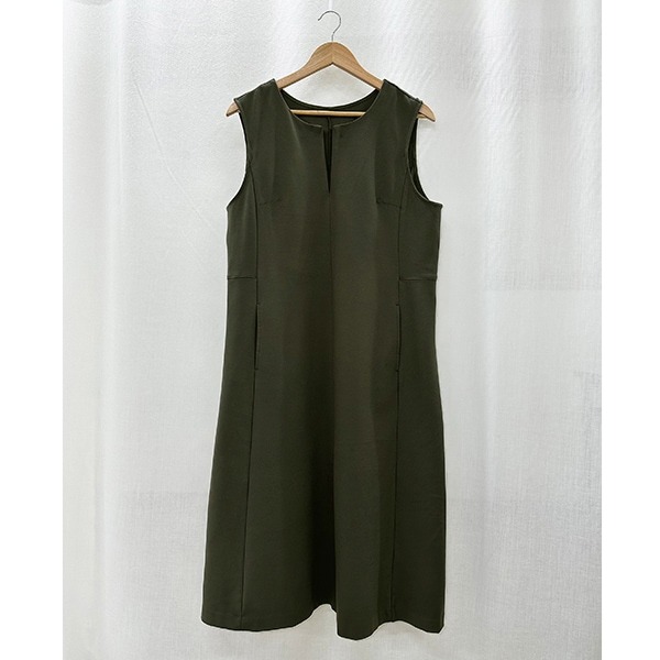 ジャンパスカート　HAU ジャンパスカート HAU ウォッシャブル】タンブラーツイルジャンパー