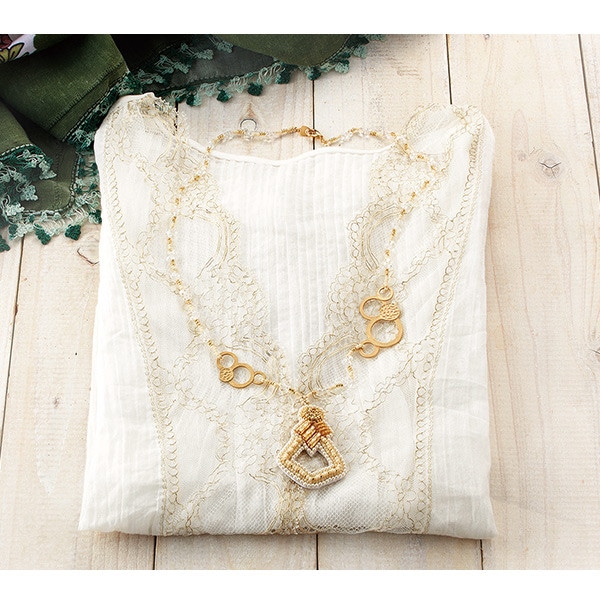 �ӡ������å� �إ᥾�� �� �֥��ɥ��� ���饹������ ������ȥ�å��ۥ���� GA-4�� TOHO BEADS �ȡ��ۡ��ӡ���