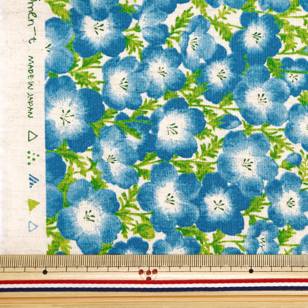 もふもふサルコロネンネ 絶滅危惧種 ワオキツネザル ハンカチタオル (19cm×19cm) – TSUZUKI