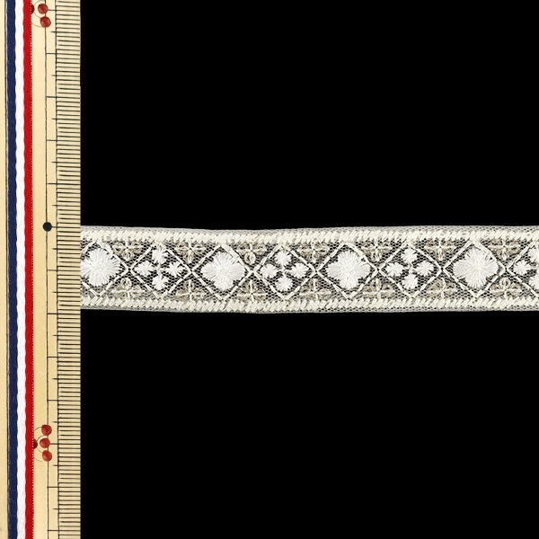 数量5から】 手芸ブレード 『2025インド刺繍ブレード 約2cm幅 ホワイト