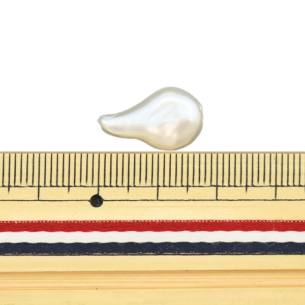 ビーズ 『樹脂パール バロック ホワイト 11mm×17mm 4個入り PL0575