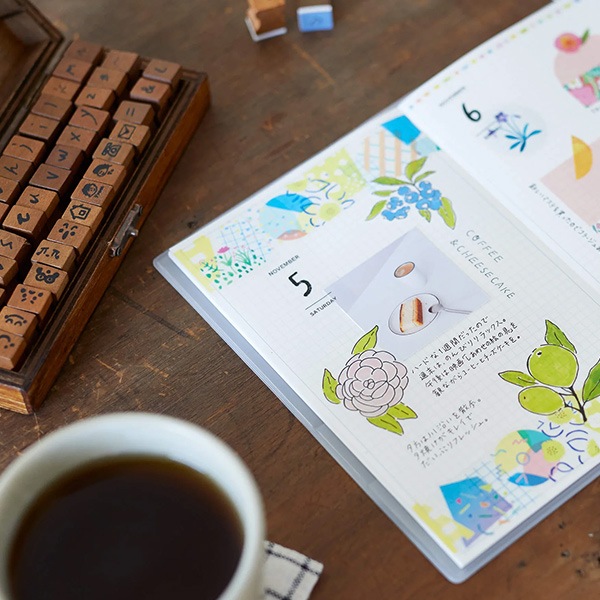 文具 『HITOTOKI NOTE コミックサイズ モモ HN-C06』 画材・文具