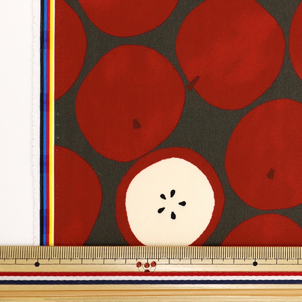 数量5から】 生地 『すごく水をはじく超撥水ポリエステル リンゴ