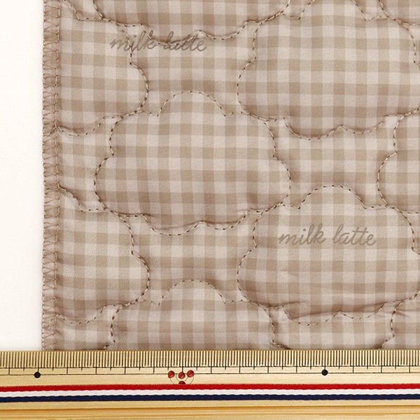 生地 『デザインキルト カットクロス 約130cm×50cm ミルクラテ くも