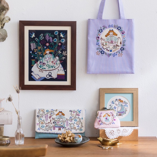 今日のお品ஐ⋆*ハンドメイド・花柄刺繍沢山の春クロス