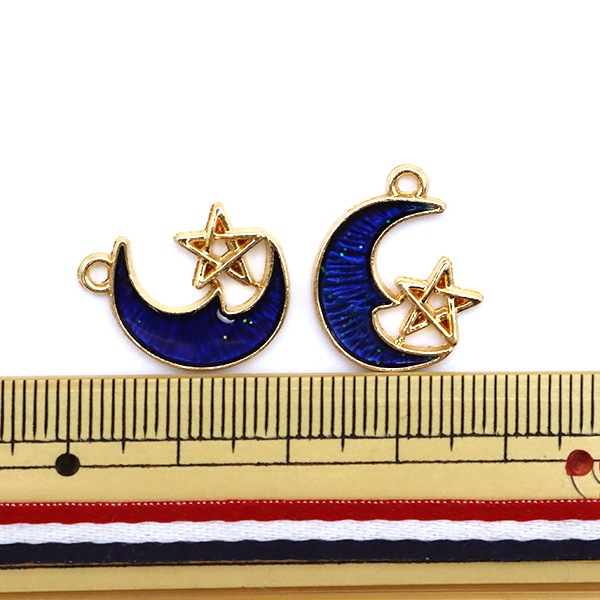 アクセサリー素材 『ガーリーチャーム 月 2個入り GN-33-21S-03