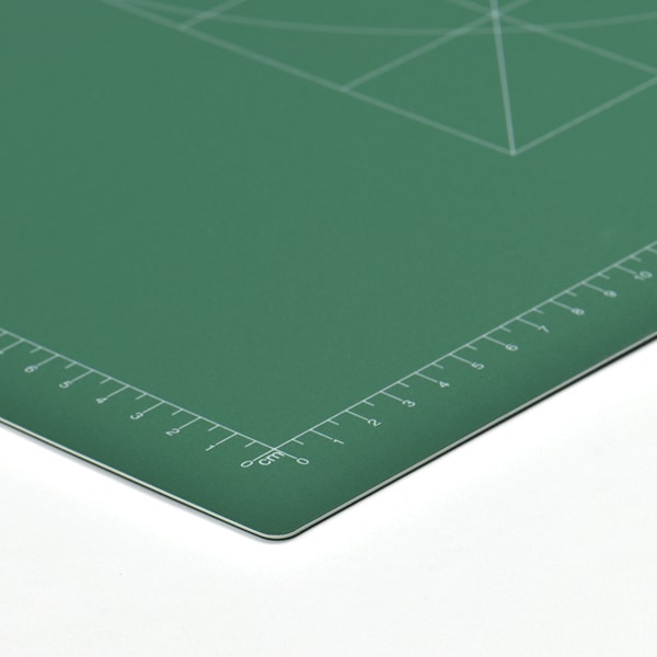 マット・カッター カッターマット 『カッターボード S グリッド入り 03-334』 KAWAGUCHI