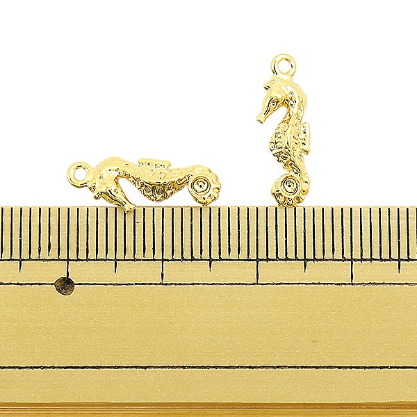 手芸金具 『チャーム タツノオトシゴ ゴールド 2個入り No.437