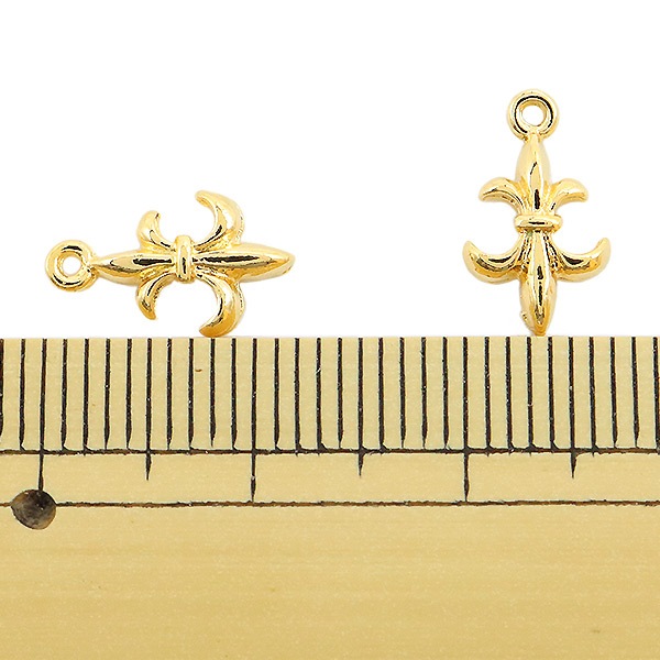 手芸金具 『チャーム 百合 ゴールド 2個入り No.320』 ビーズ,ビーズ