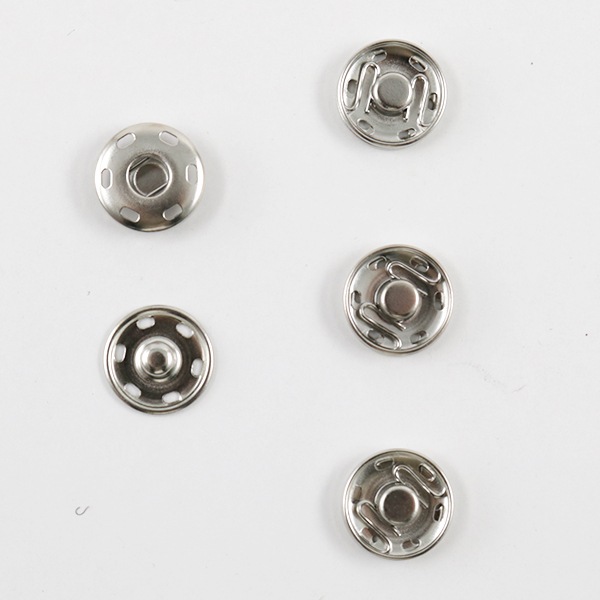 ボタン 『ビッグスナップ 17mm ニッケル 4組入 SUN17-01』 SUNCOCCOH